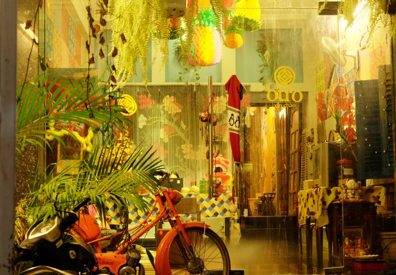 phố ẩm thực Phạm Viết Chánh